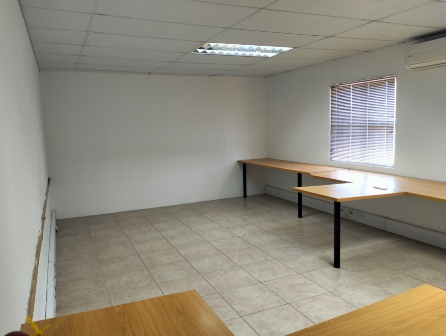 To Let commercial Property for Rent in Klipheuwel Western Cape